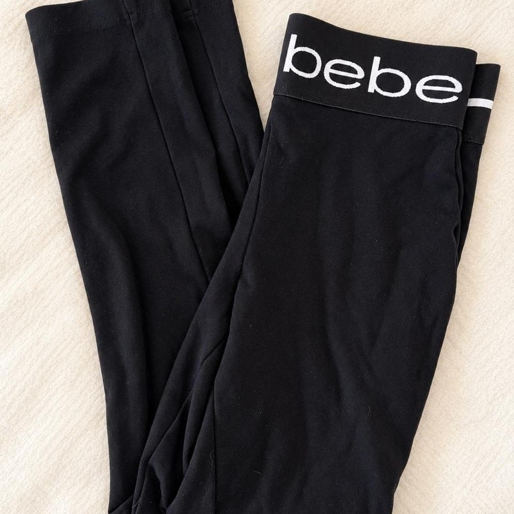 bebe Black Logo Waistband Leggings – Medium